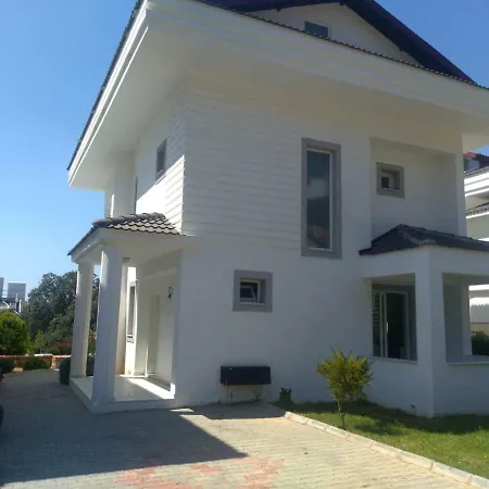 Diomand Hills Villas 别墅 费特希耶