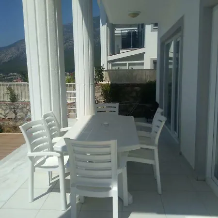 别墅 Diomand Hills Villas 费特希耶